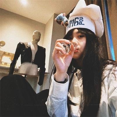 珍珍的发屋